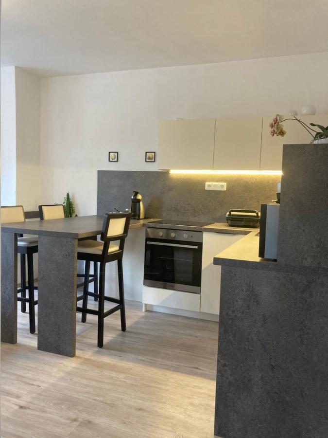 Apartments Near The Pond Prague Extérieur photo